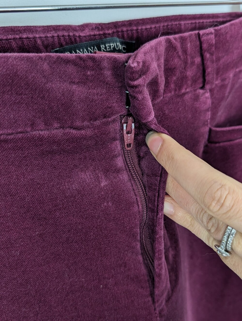 Banana Republic Sloan Velvet Pants Burgundy Wine Slim Straight Leg - Picture 7 of 15